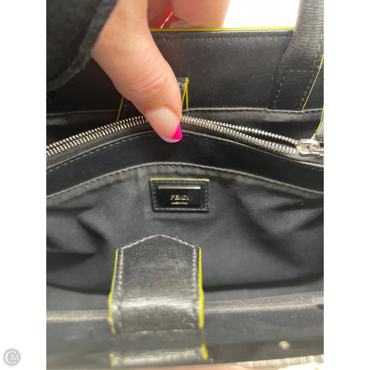 Handbag Luxury Designer By Fendi, Size: Medium