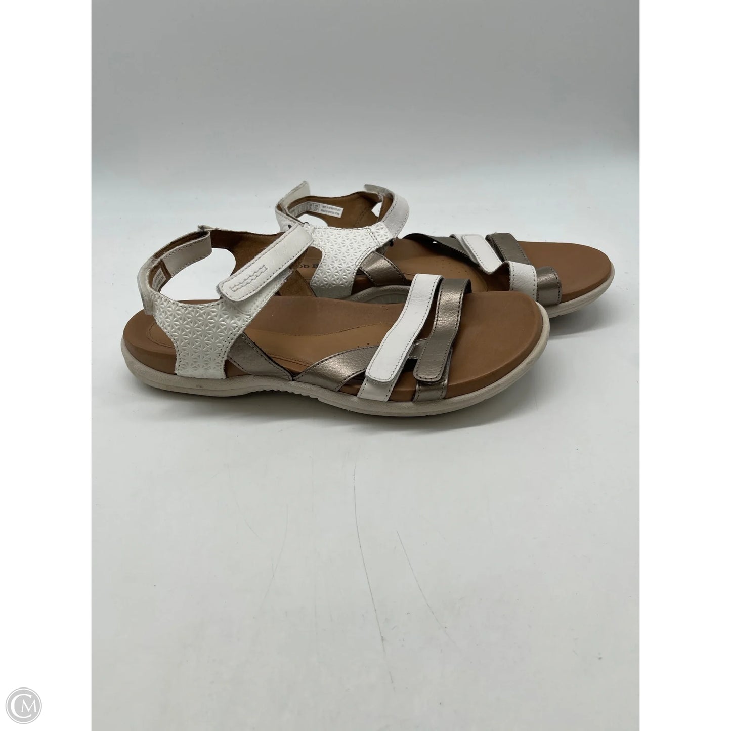 Sandals Flats By Cobb Hill In White, Size: 8