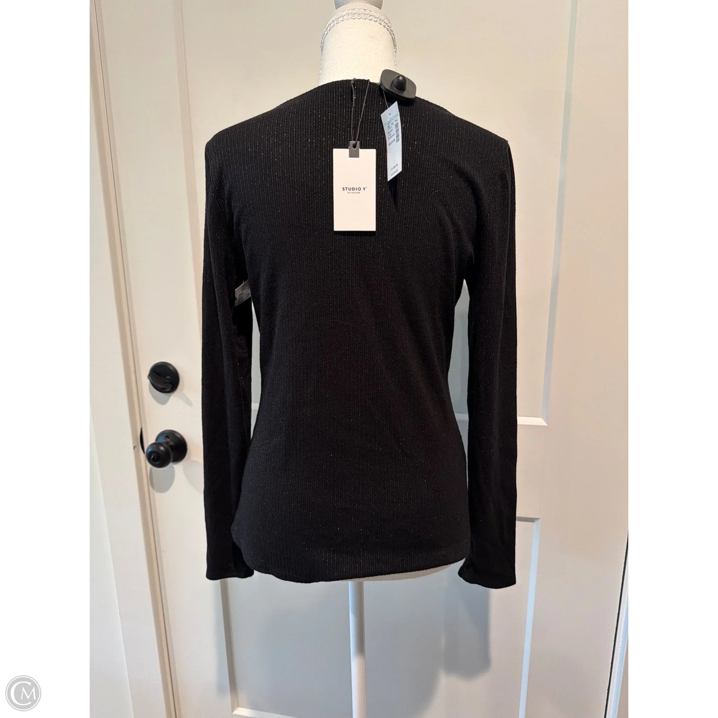 Top Long Sleeve By Maurices In Black, Size: M