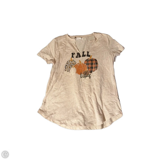 Top Short Sleeve By Maurices In Cream, Size: S