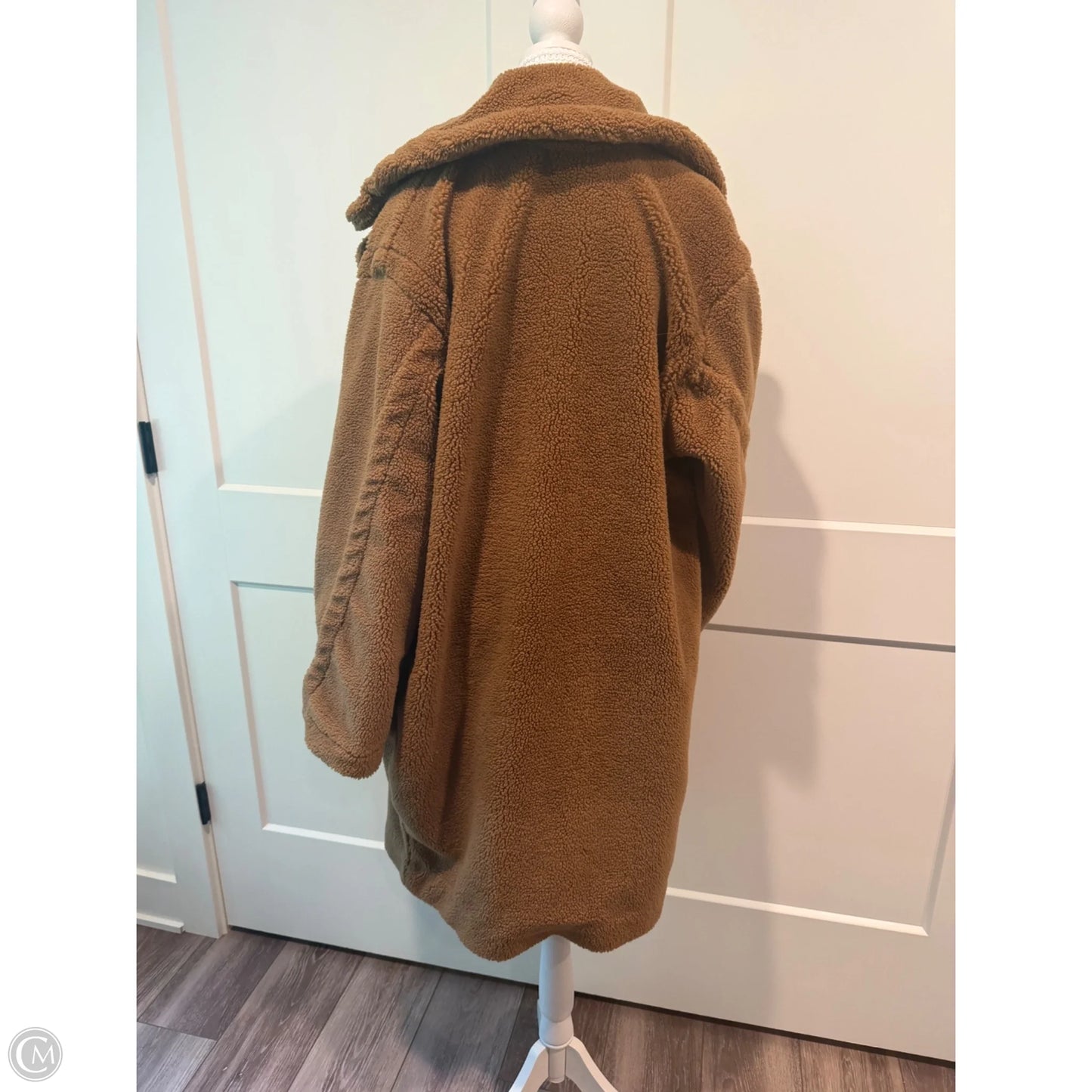Coat Faux Fur & Sherpa By Universal Thread In Brown, Size: M
