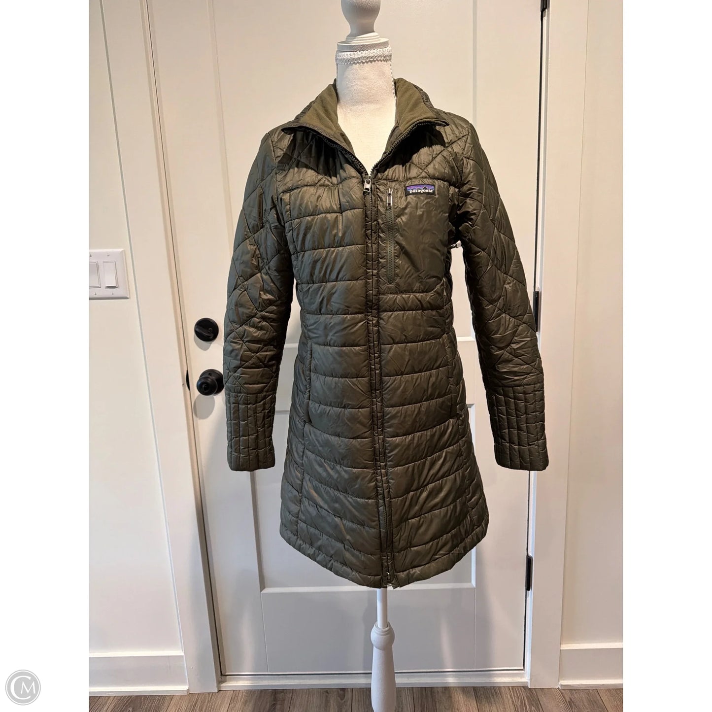 Coat Puffer & Quilted By Patagonia In Green, Size: M