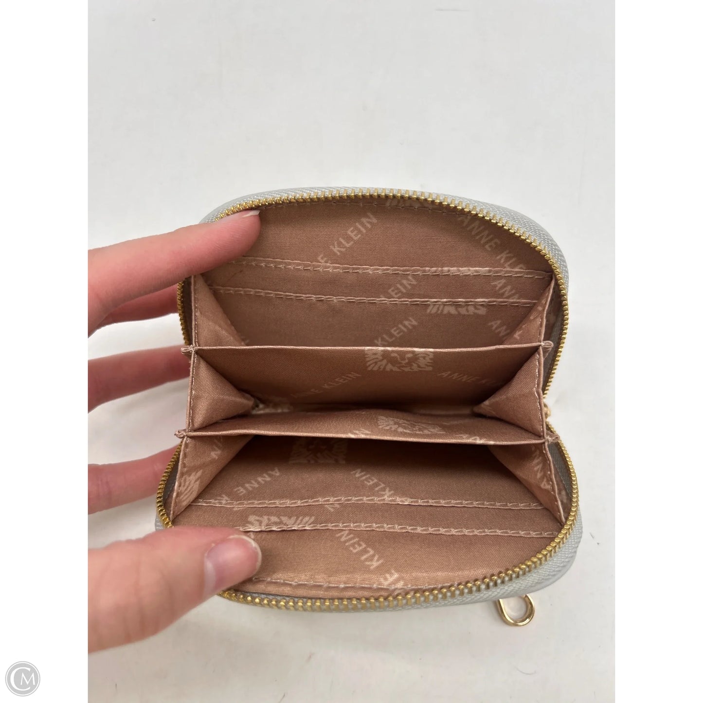 Coin Purse By Anne Klein, Size: Small