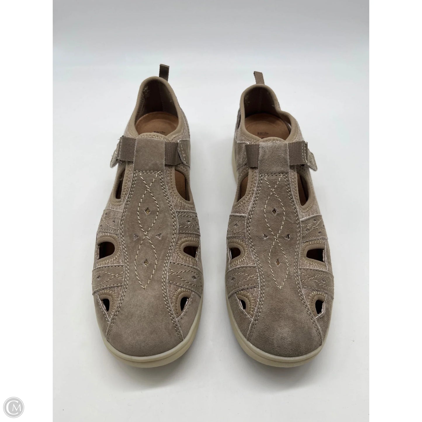 Shoes Flats By Earth Origins In Beige, Size: 10