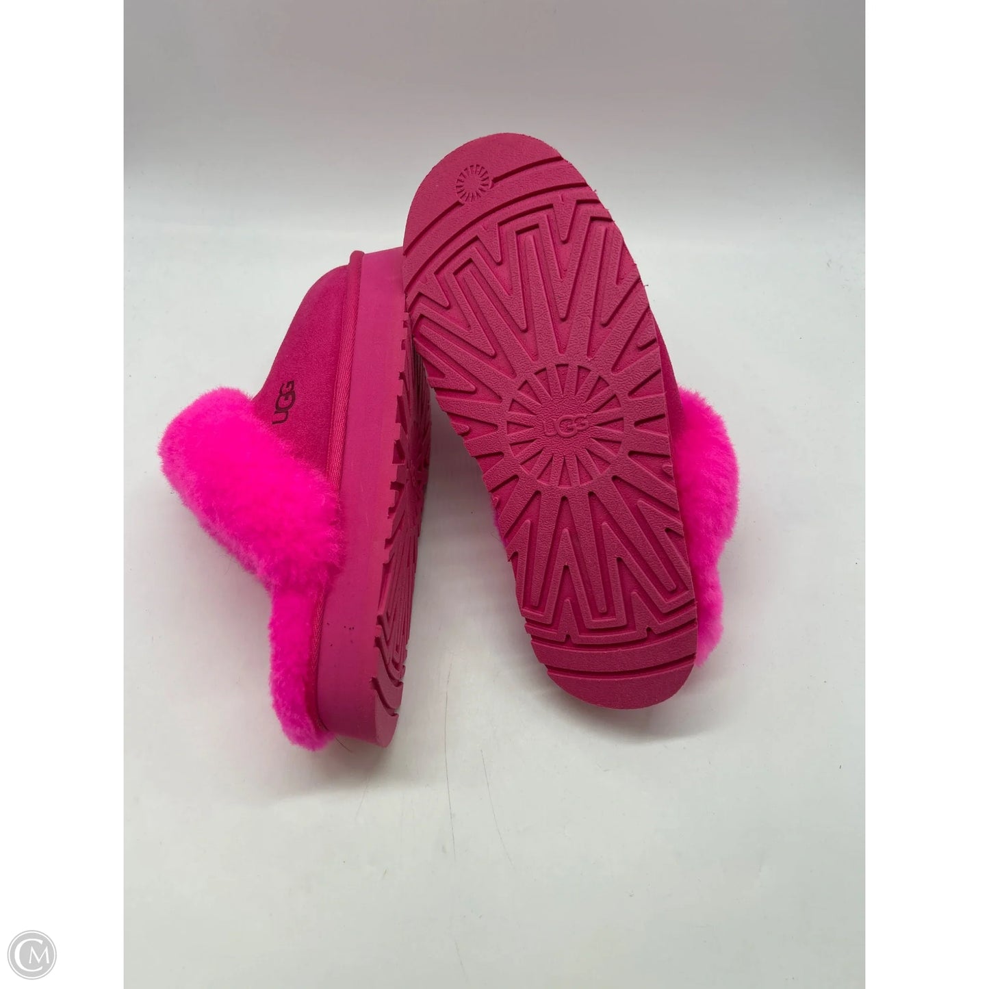 Slippers Designer By Ugg In Pink, Size: 8