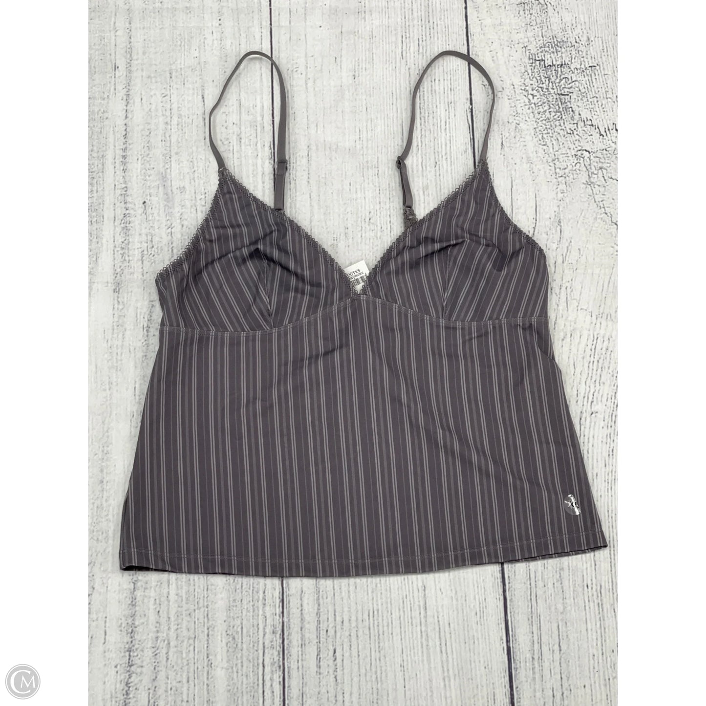 Top Sleeveless By Bdg In Grey, Size: Xl