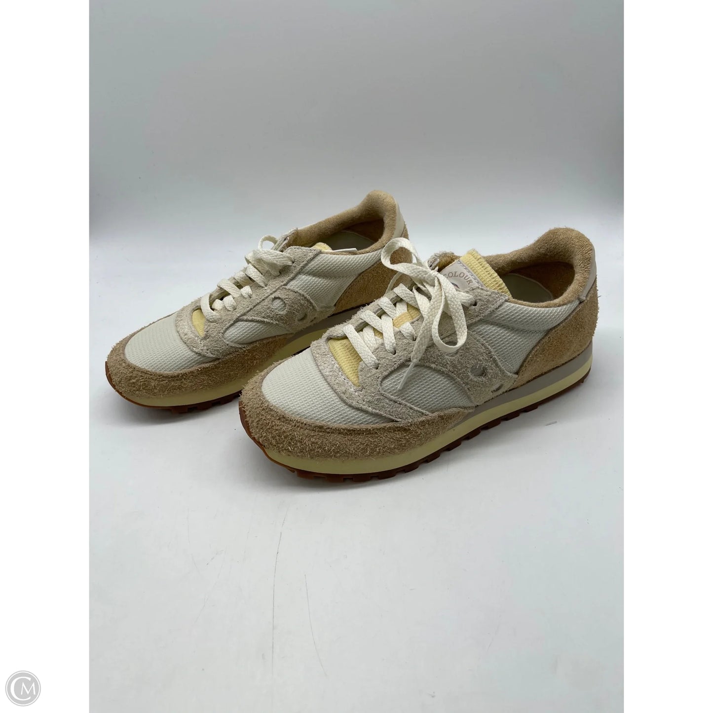 Shoes Athletic By Saucony In Cream, Size: 8.5