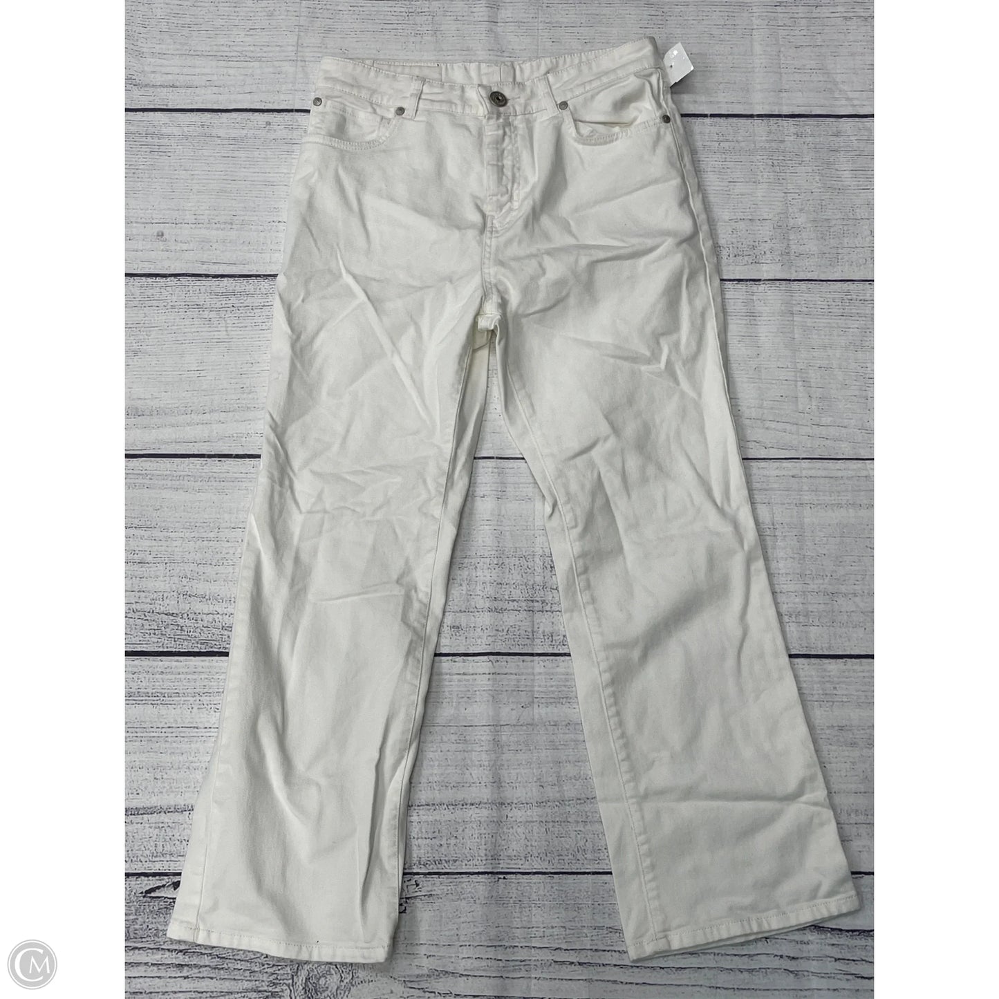 Jeans Flared By Clothes Mentor In White, Size: 4