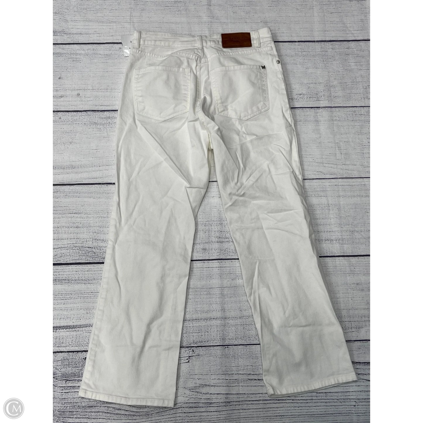 Jeans Flared By Clothes Mentor In White, Size: 4