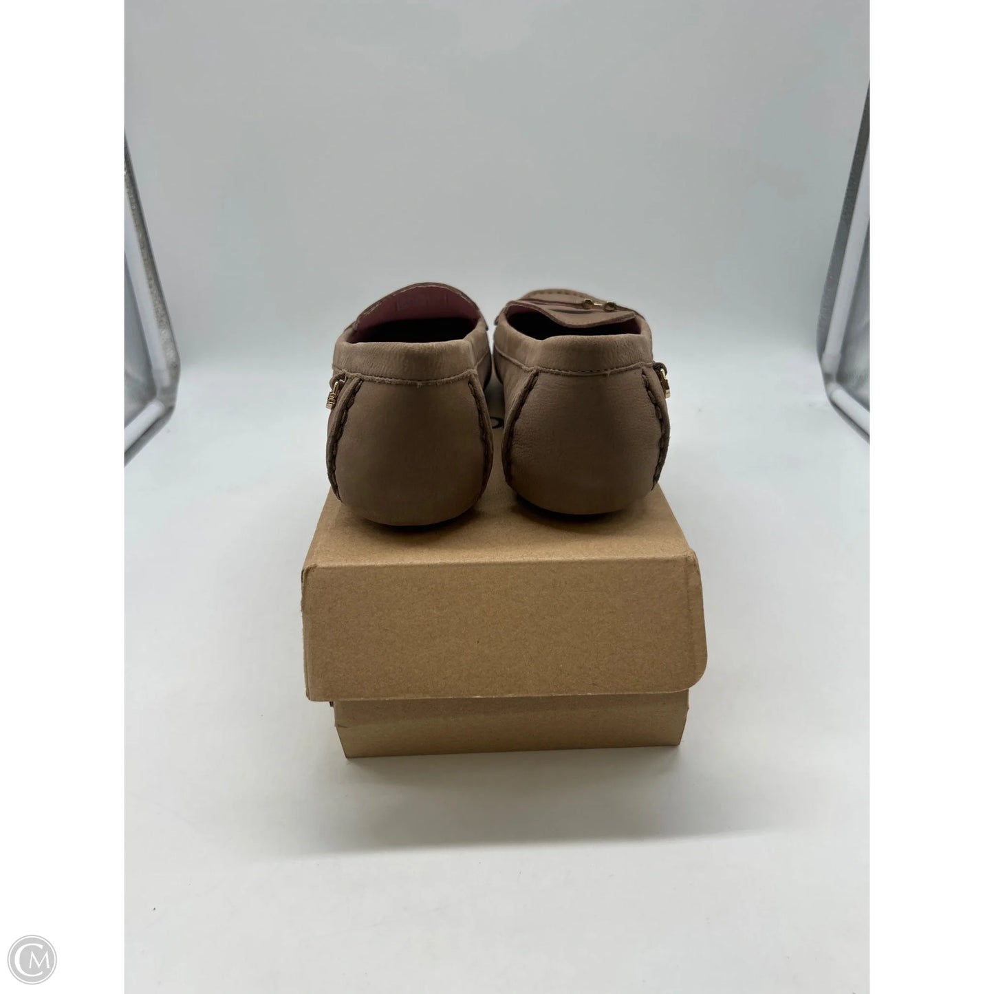Shoes Designer By Ugg In Tan, Size: 8