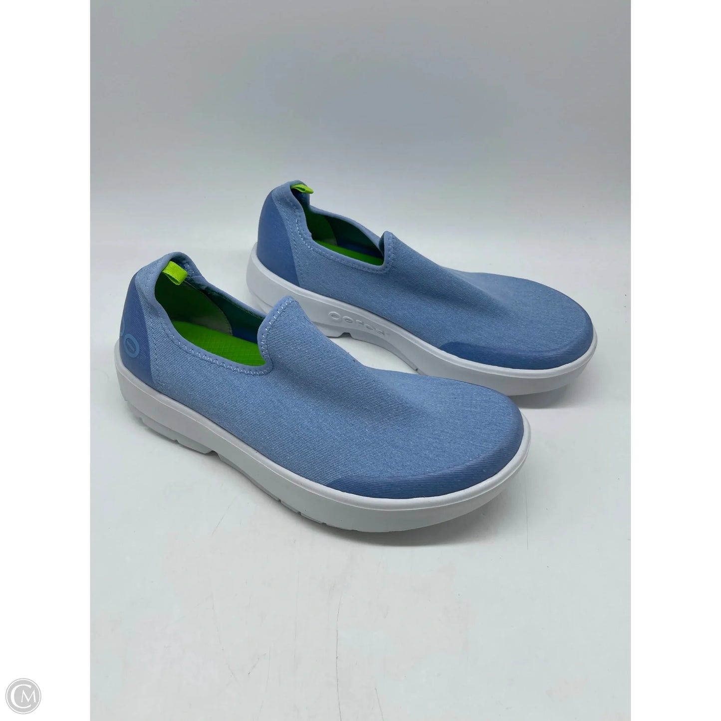 Shoes Flats By Oofos In Blue, Size: 9