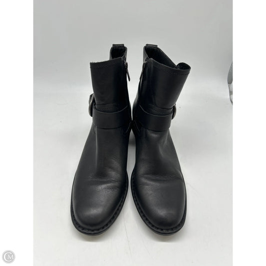 Boots Designer By Ugg In Black, Size: 9