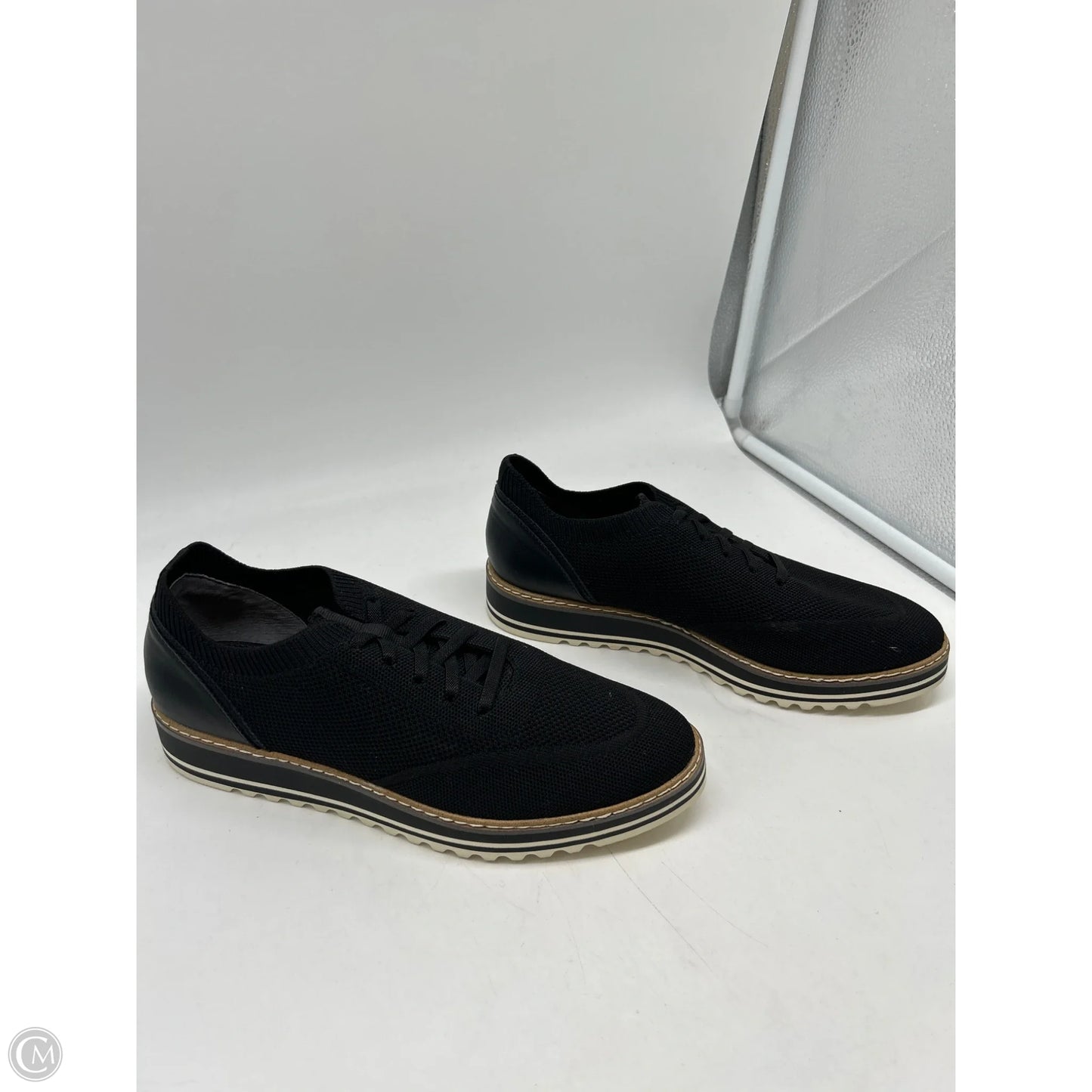 Shoes Sneakers By Me Too In Black, Size: 9
