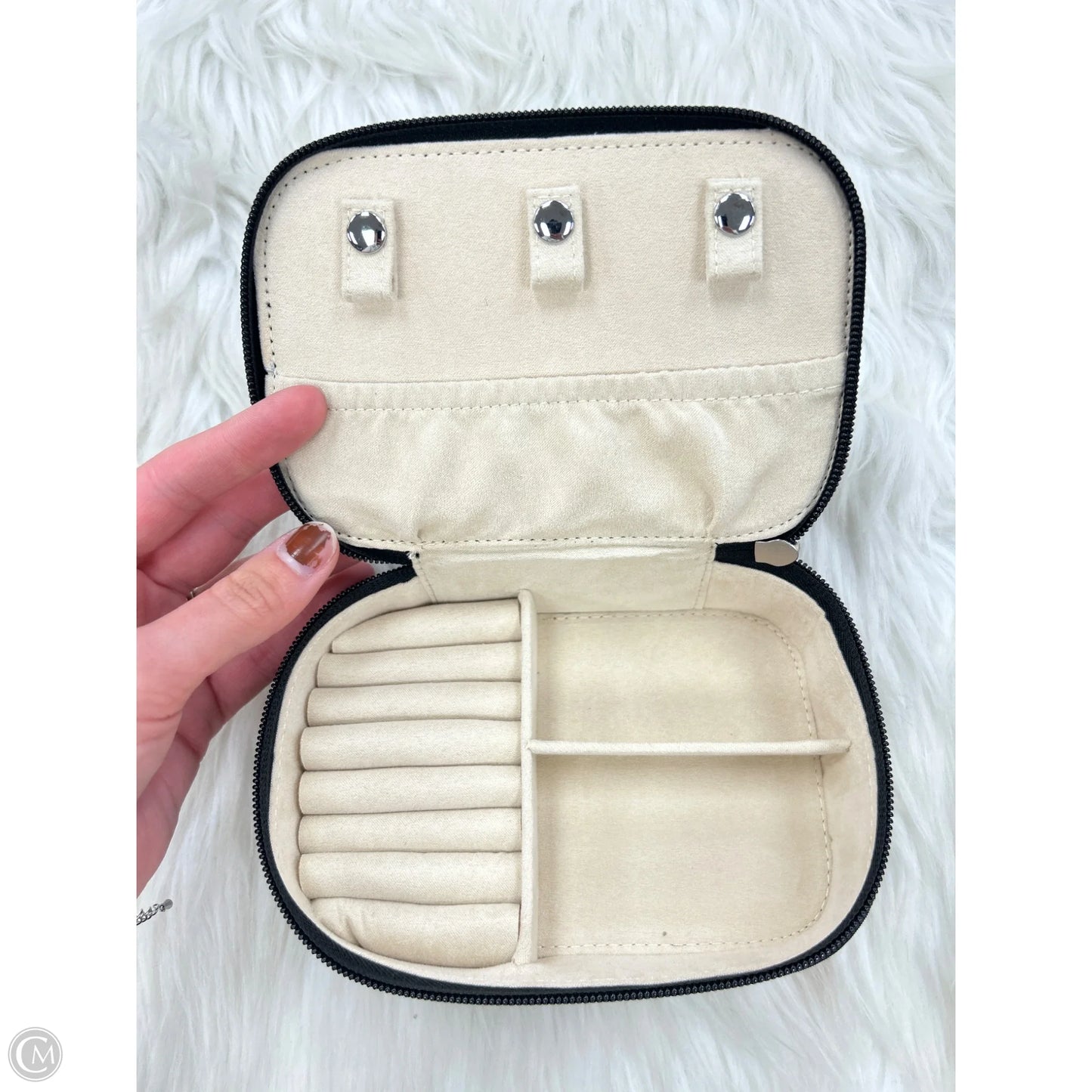 Jewelry Case By Puravida, Size: