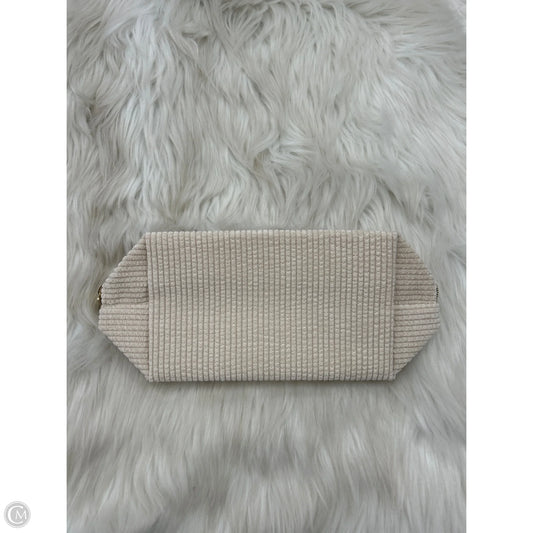 Makeup Bag By Clothes Mentor, Size: Medium