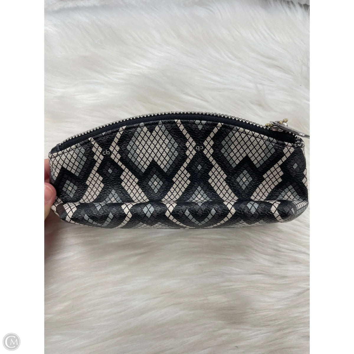 Makeup Bag By Clothes Mentor, Size: Small
