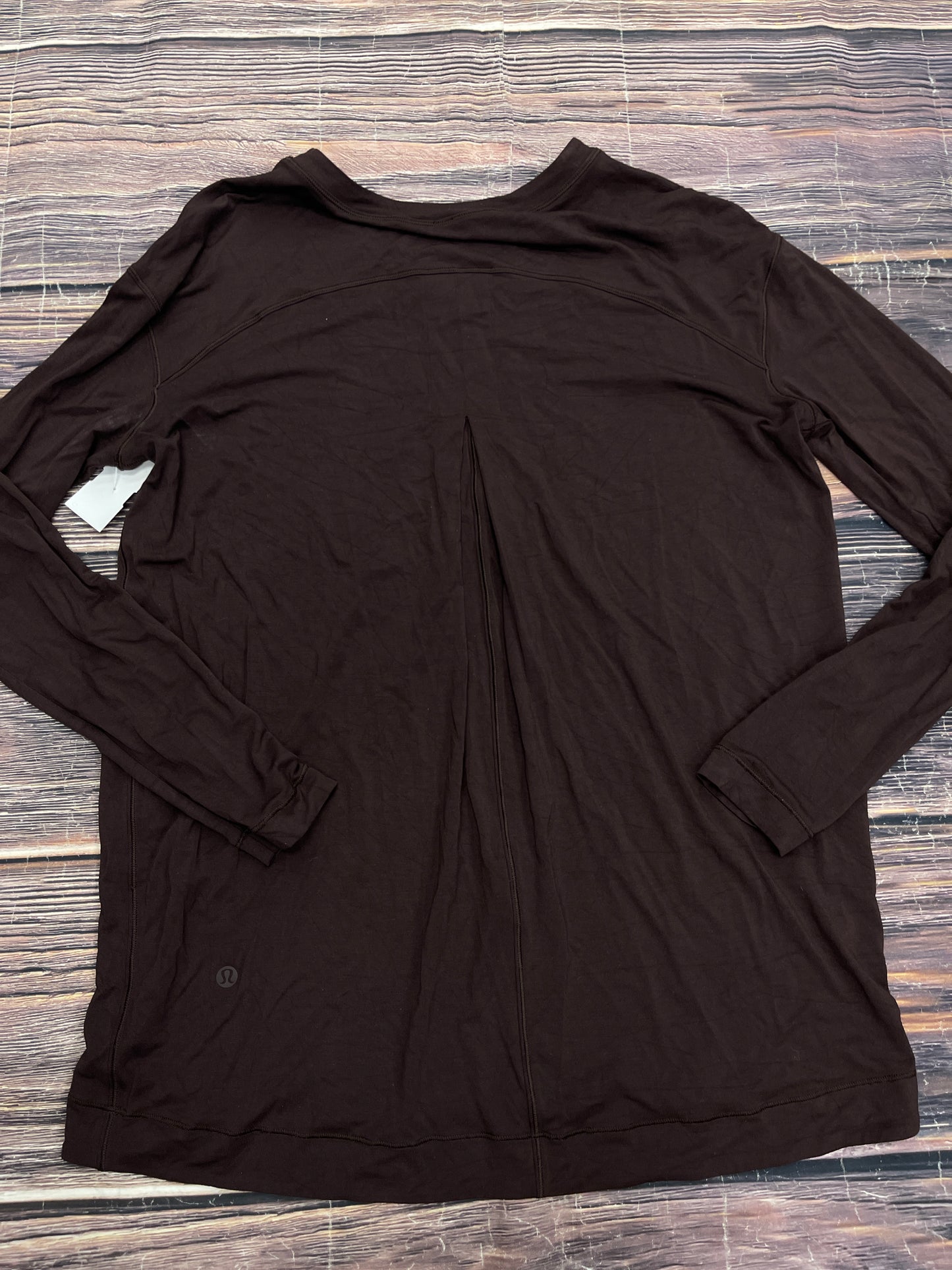 Athletic Top Long Sleeve Crewneck By Lululemon In Brown, Size: M