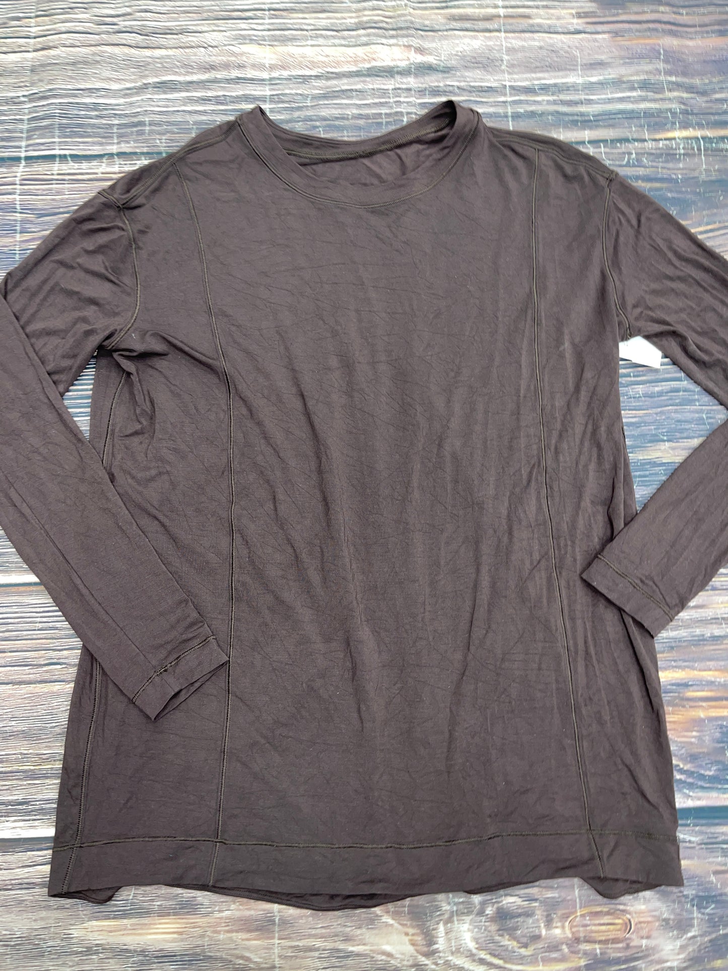 Athletic Top Long Sleeve Crewneck By Lululemon In Brown, Size: M