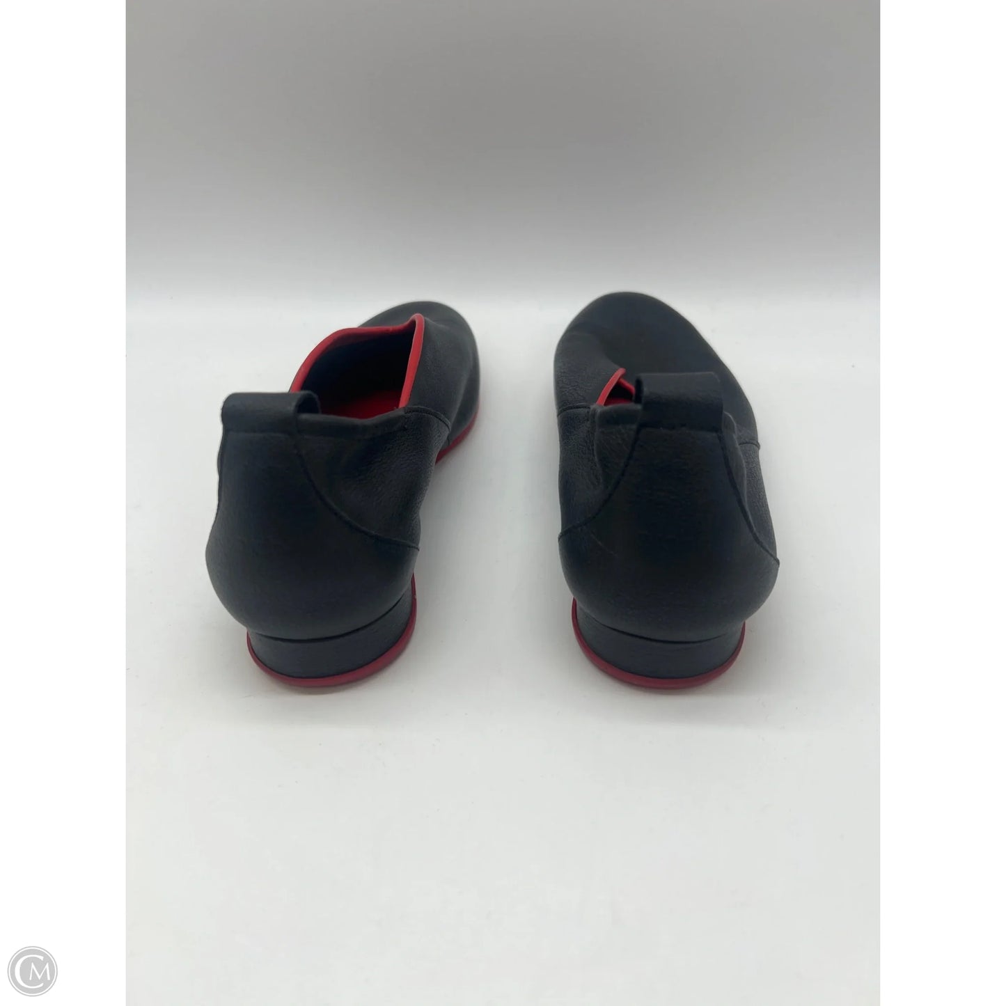 Shoes Flats By Clothes Mentor In Black, Size: 8.5