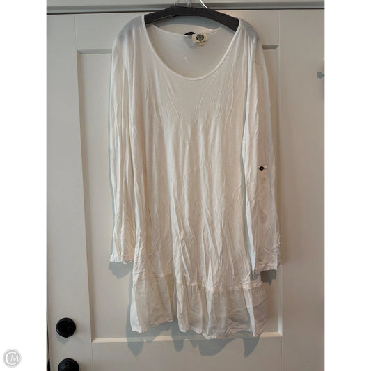 Top Long Sleeve By Clothes Mentor In White, Size: 3x
