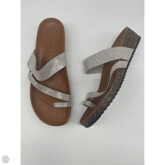 Sandals Heels Wedge By Italian Shoemakers In Silver, Size: 8.5