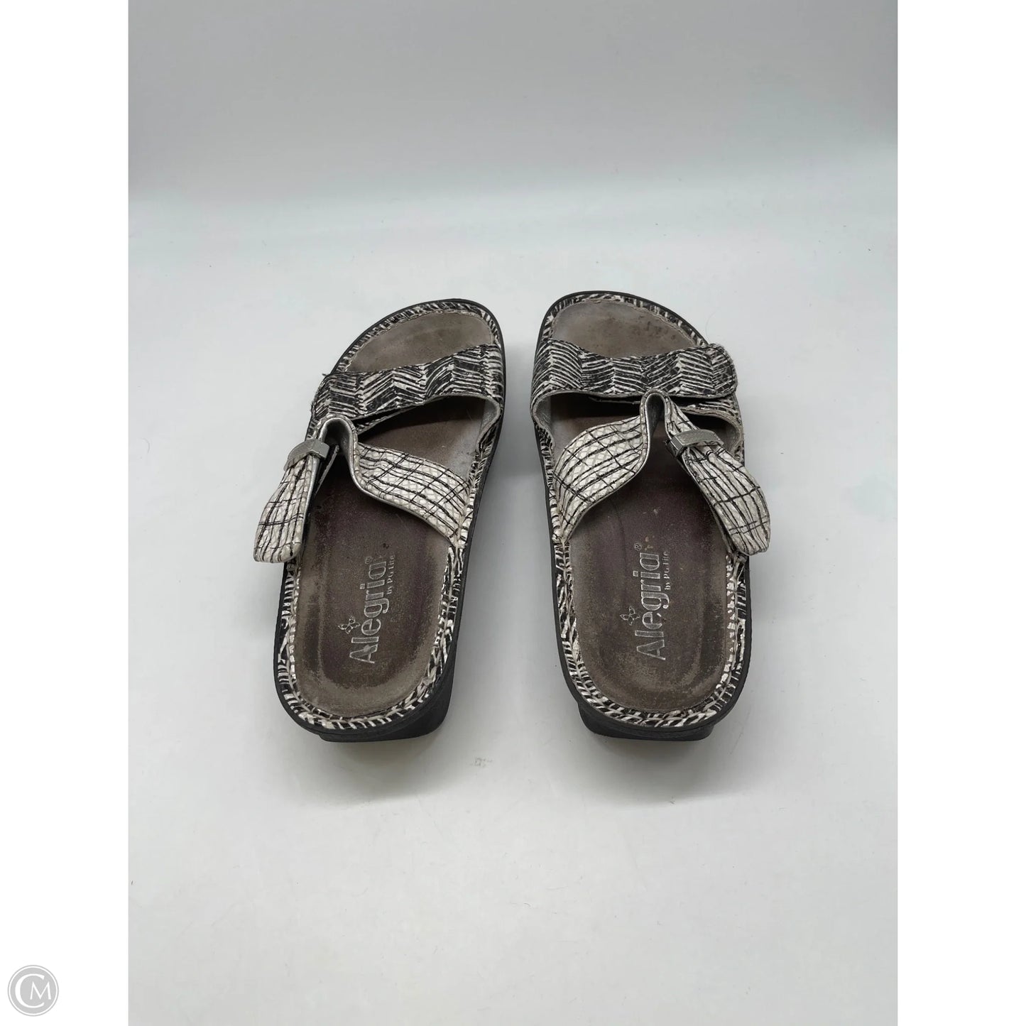 Sandals Flats By Alegria In Cream, Size: 8.5