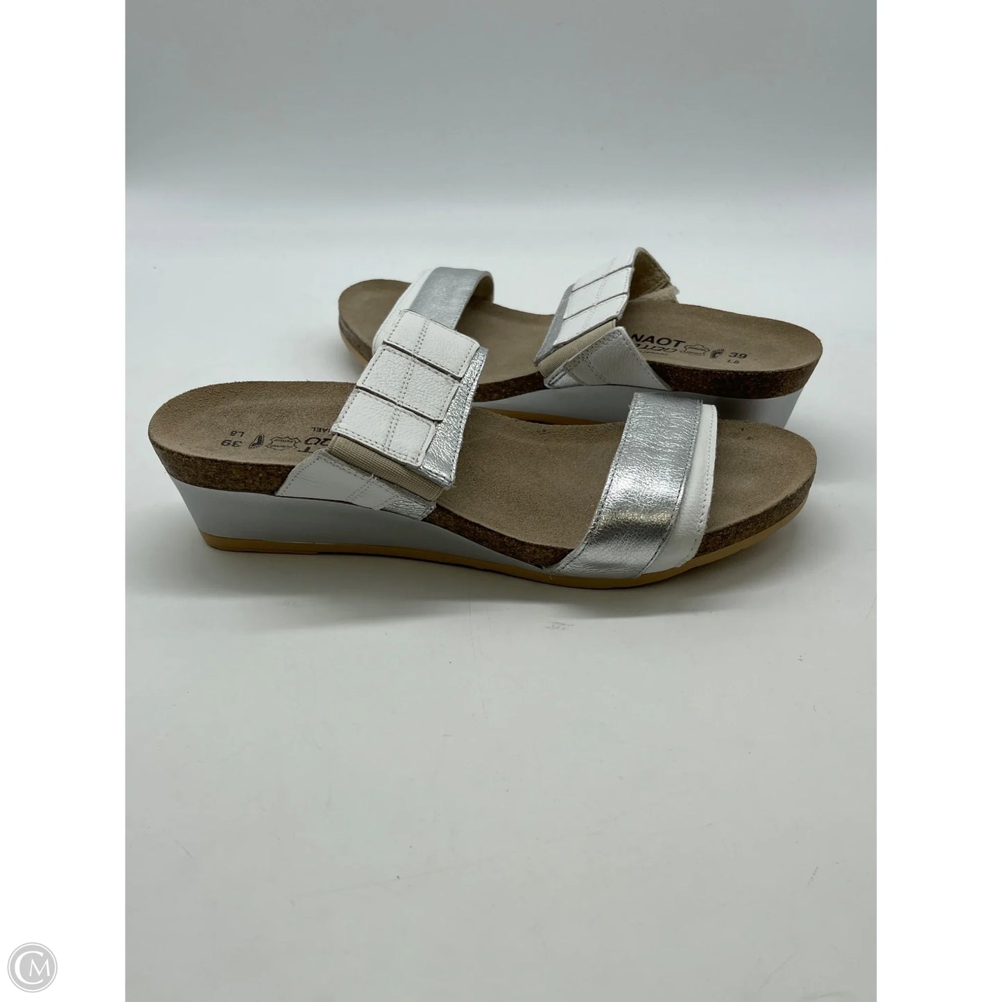 Sandals Heels Wedge By Naot In White, Size: 8