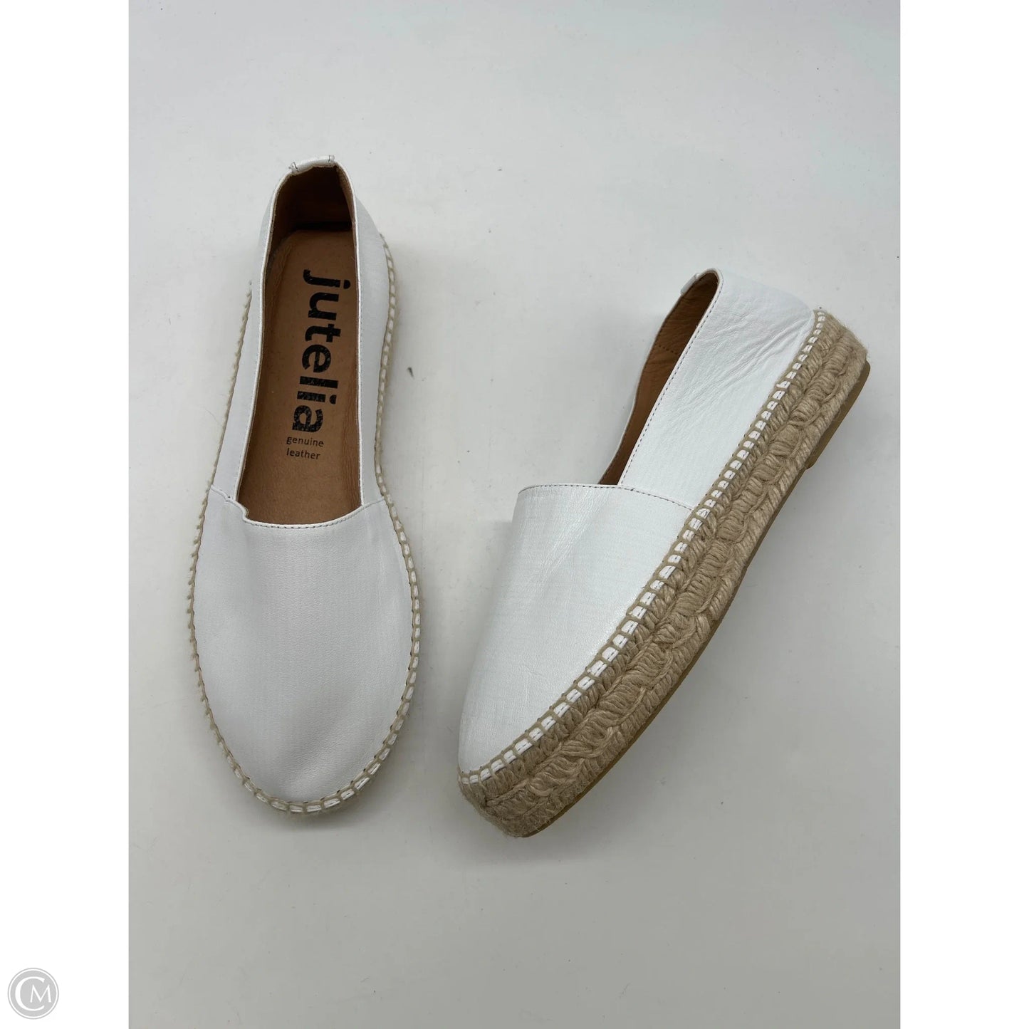 Shoes Flats By Clothes Mentor In White, Size: 8.5