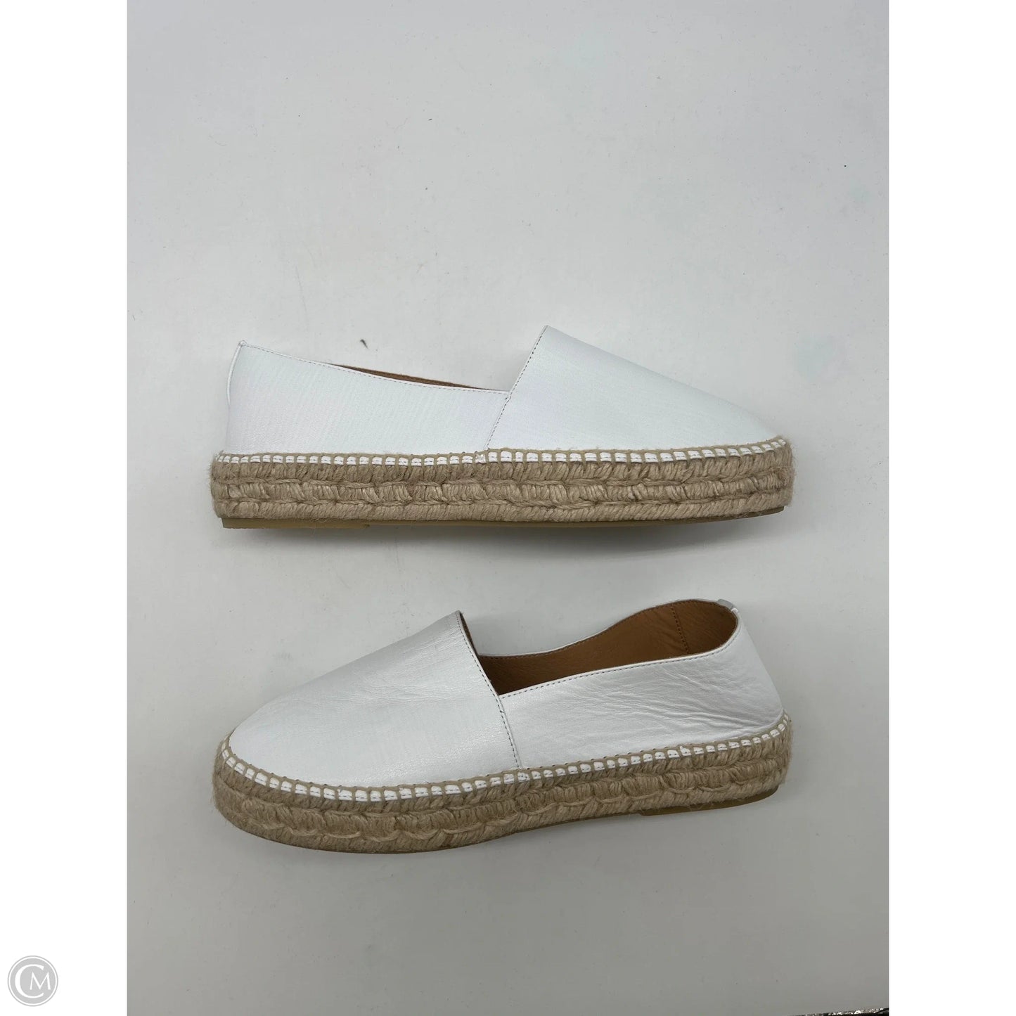 Shoes Flats By Clothes Mentor In White, Size: 8.5