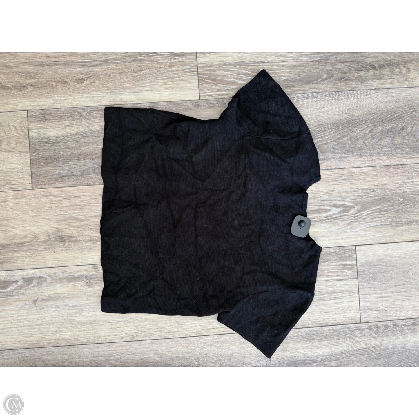 Top Short Sleeve By Cyrus In Black, Size: L