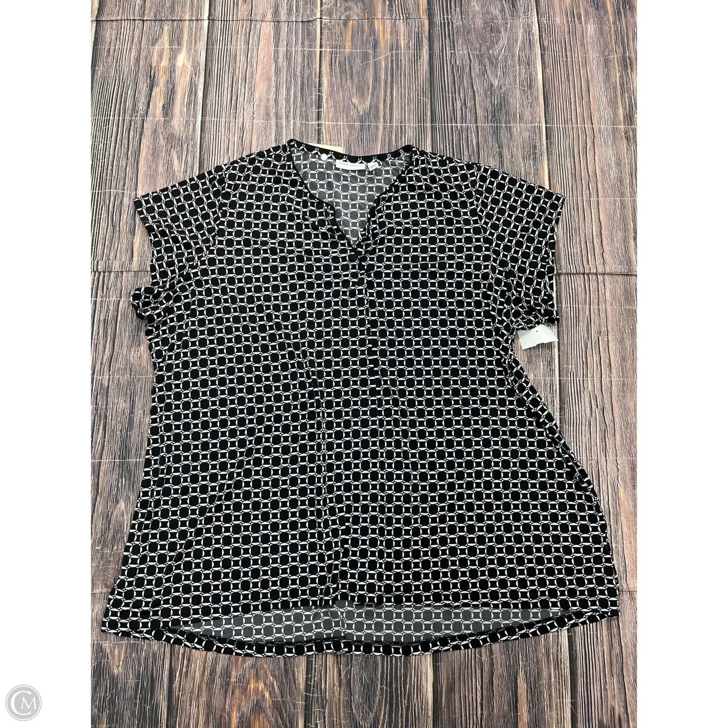 Top Short Sleeve By Susan Graver In Black, Size: 3x