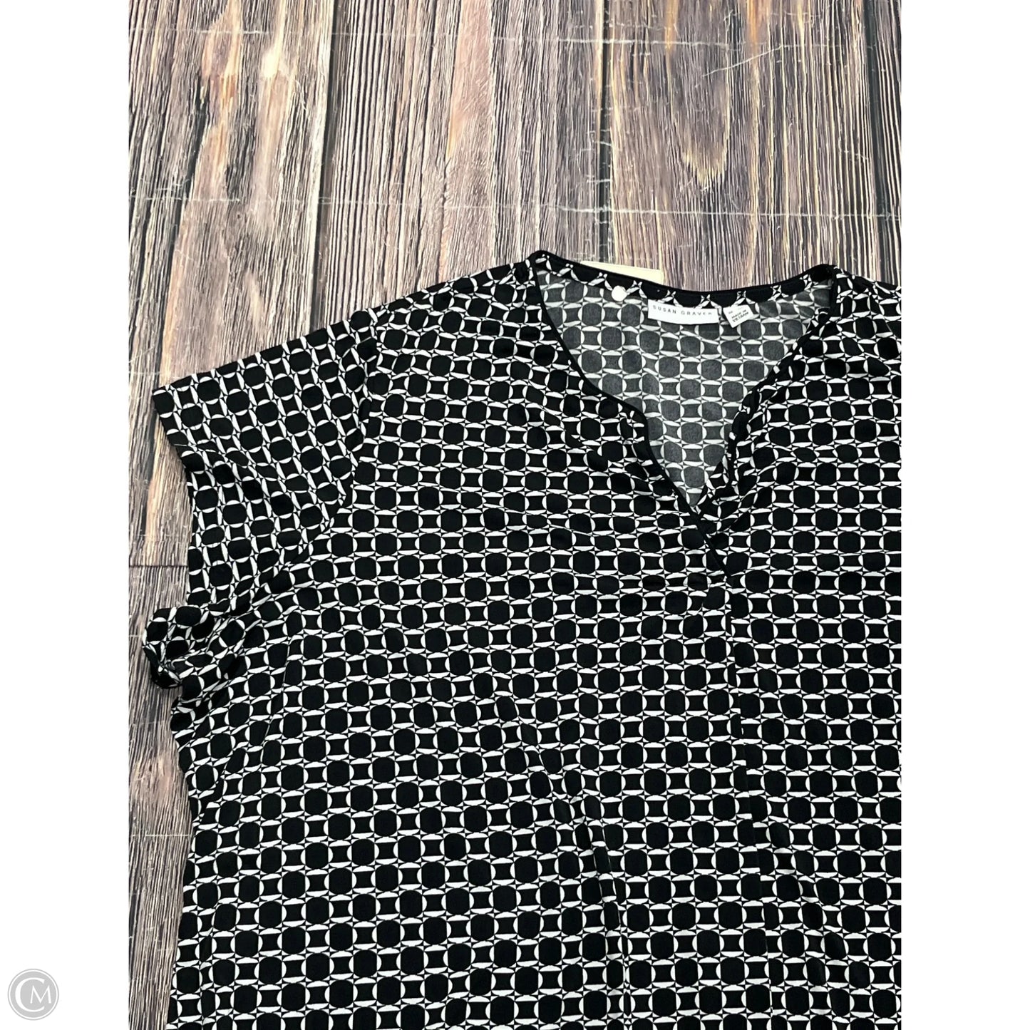 Top Short Sleeve By Susan Graver In Black, Size: 3x