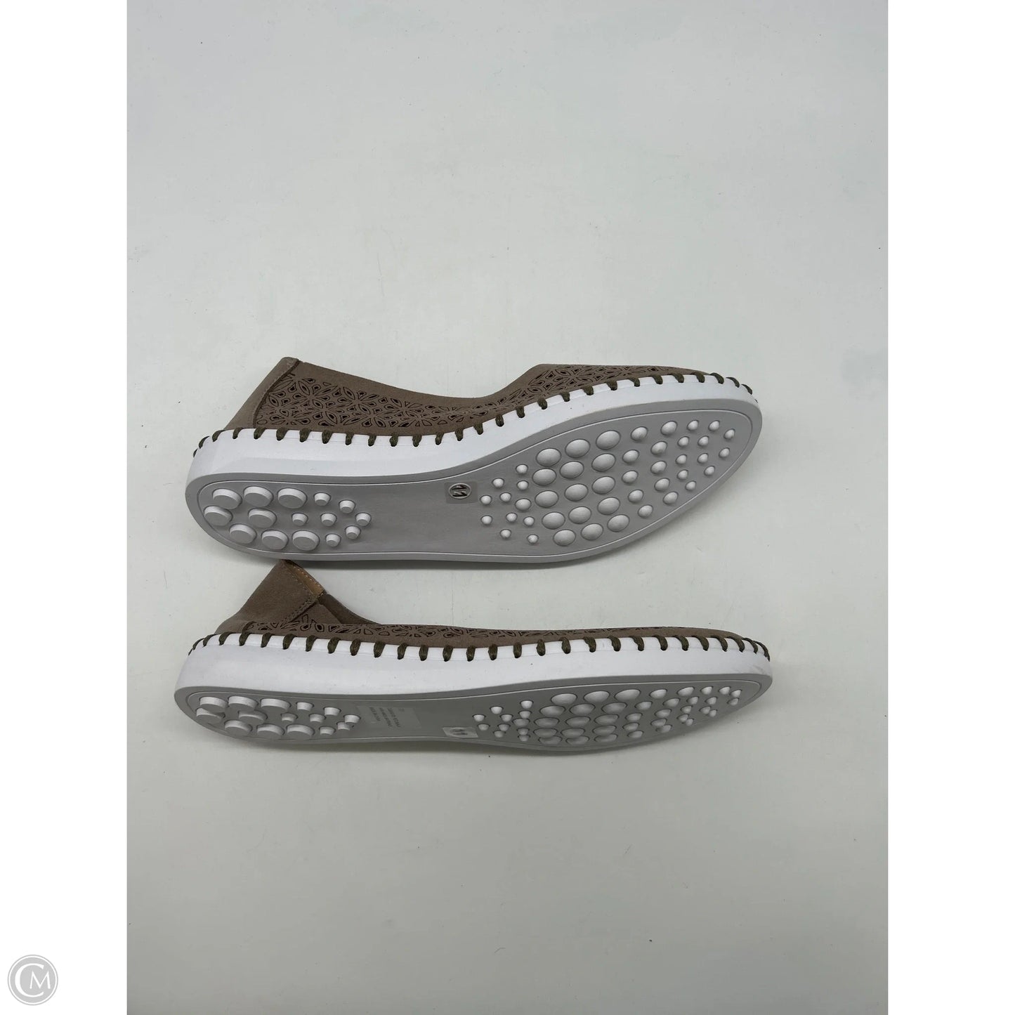 Shoes Flats By Clothes Mentor In Brown, Size: 11