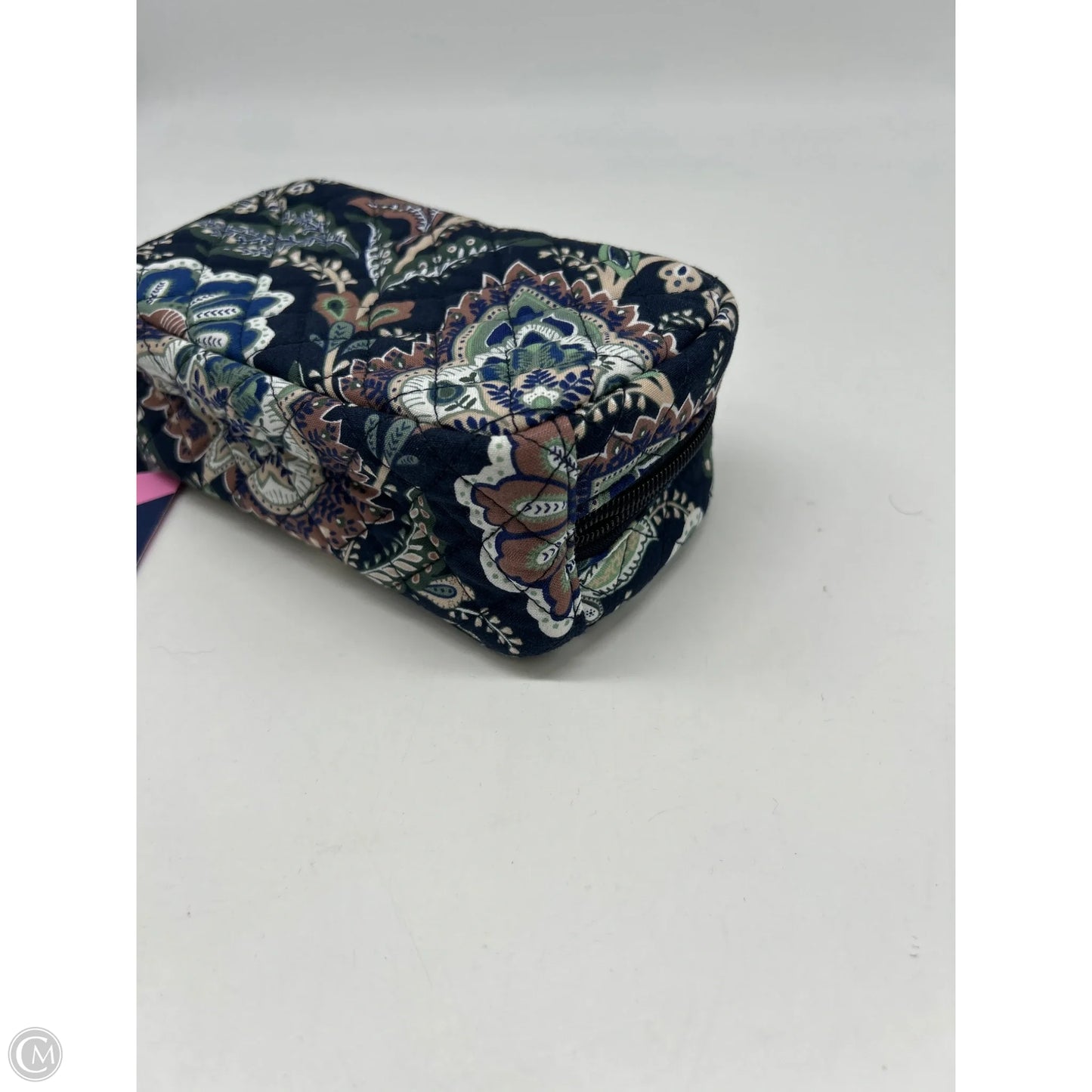 Makeup Bag By Vera Bradley, Size: Medium