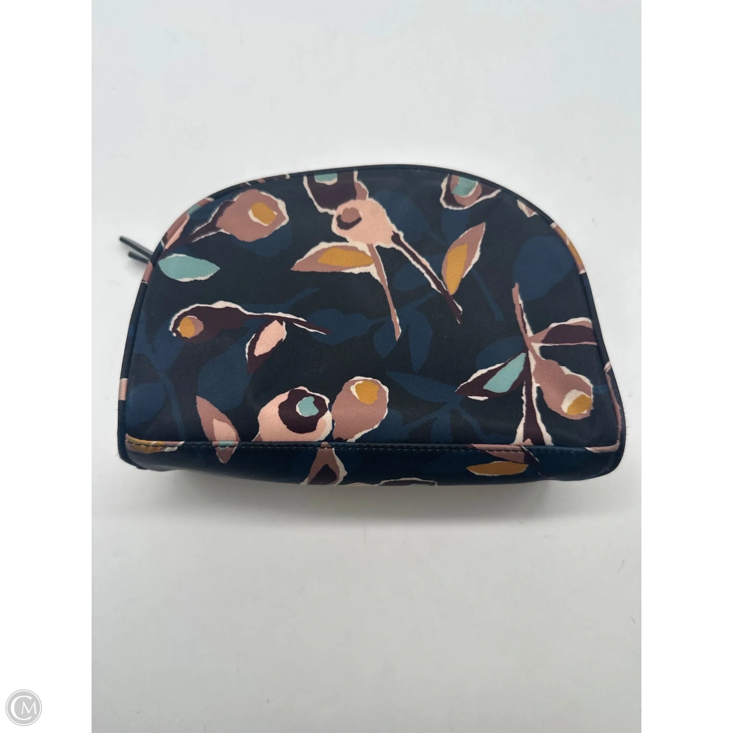 Makeup Bag Designer By Kate Spade, Size: Medium