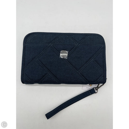 Wristlet By Lugg, Size: Large