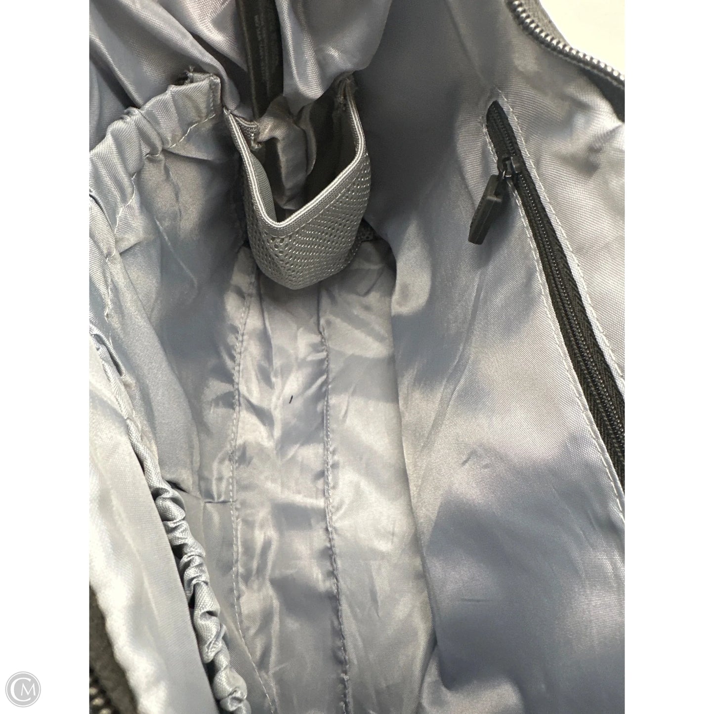 Handbag By Clothes Mentor, Size: Medium