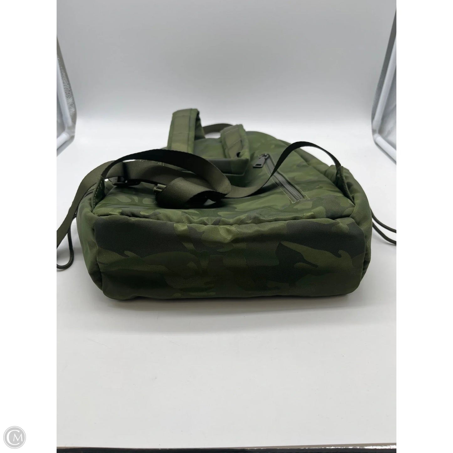 Backpack By Isaac Mizrahi, Size: Medium