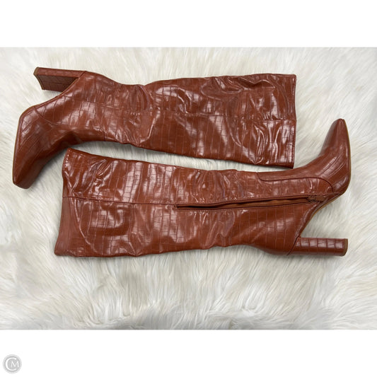 Boots Knee Heels By Clothes Mentor In Brown, Size: 6