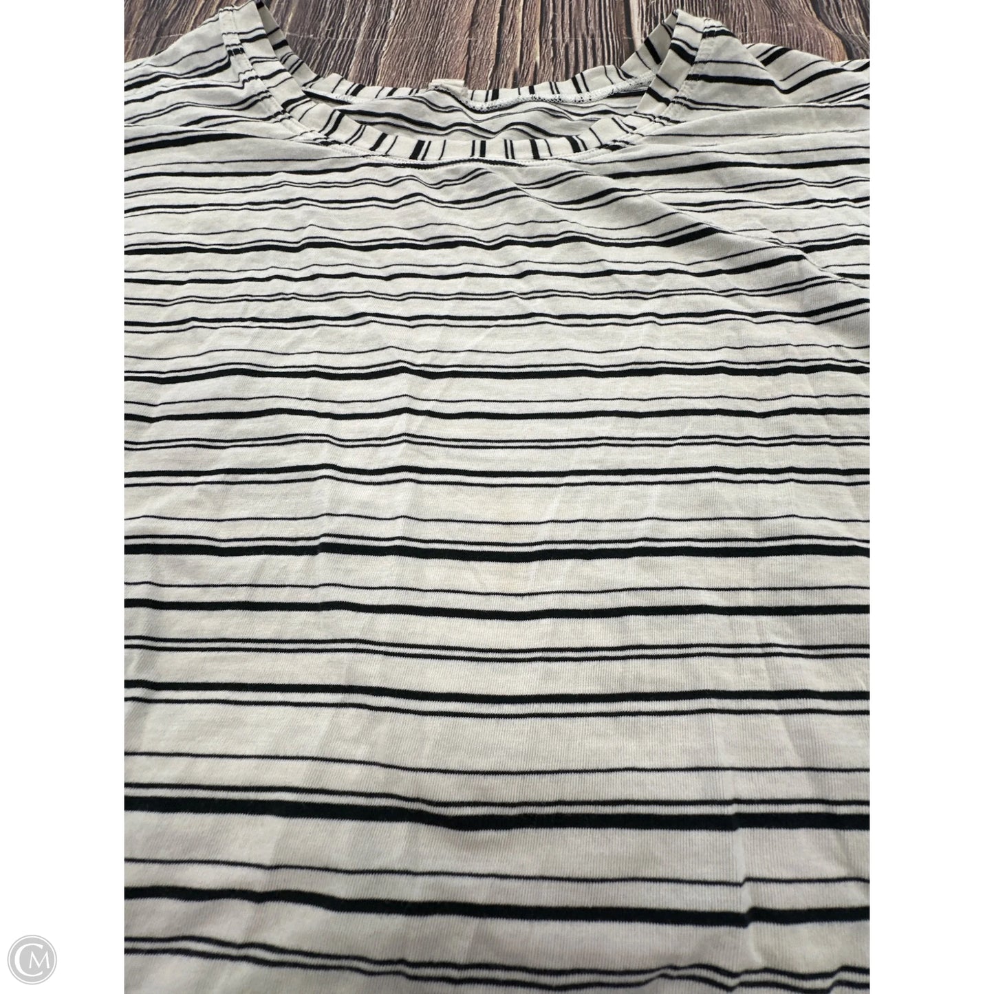Athletic Top Short Sleeve By Lululemon In White, Size: 12
