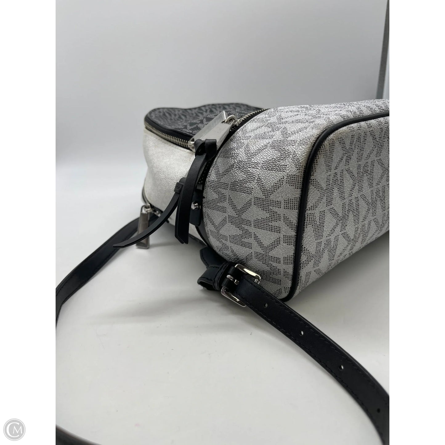 Backpack Designer By Michael Kors, Size: Medium