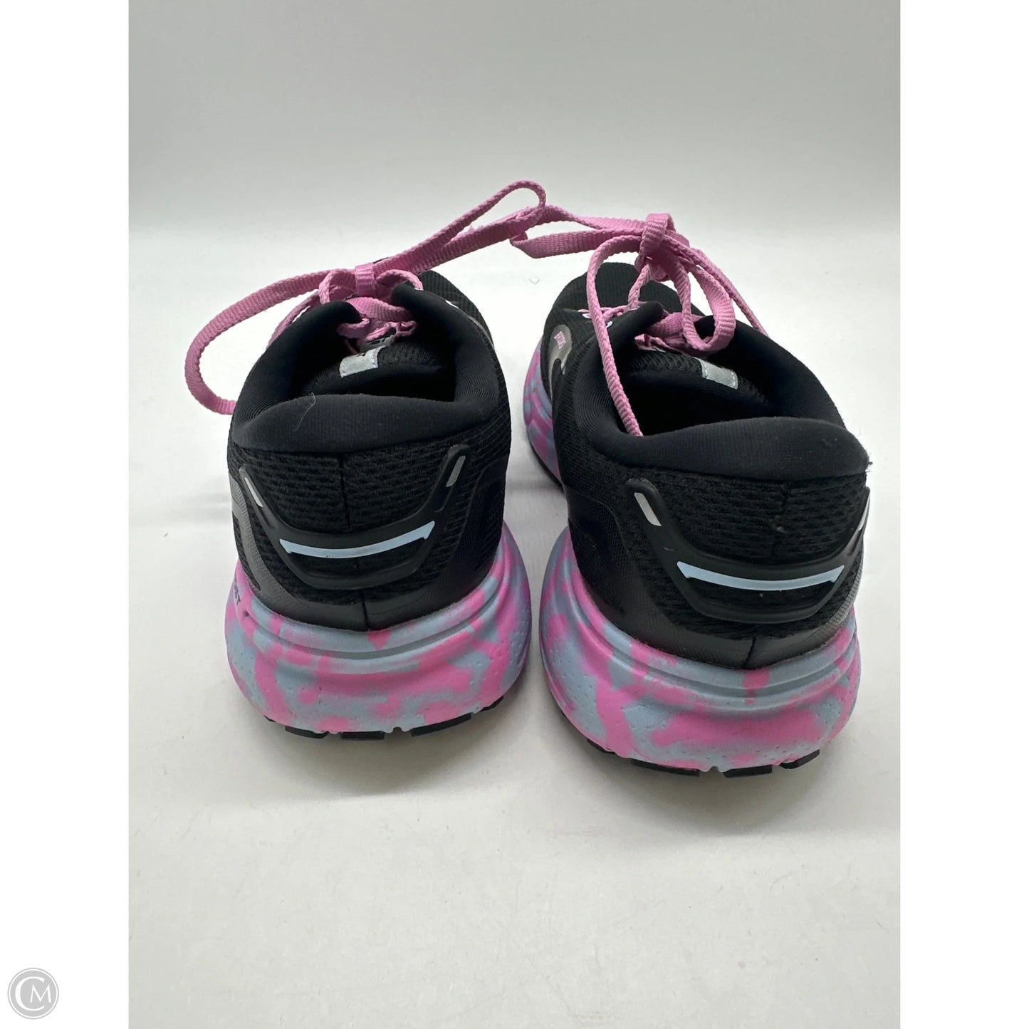 Shoes Athletic By Brooks In Black, Size: 8