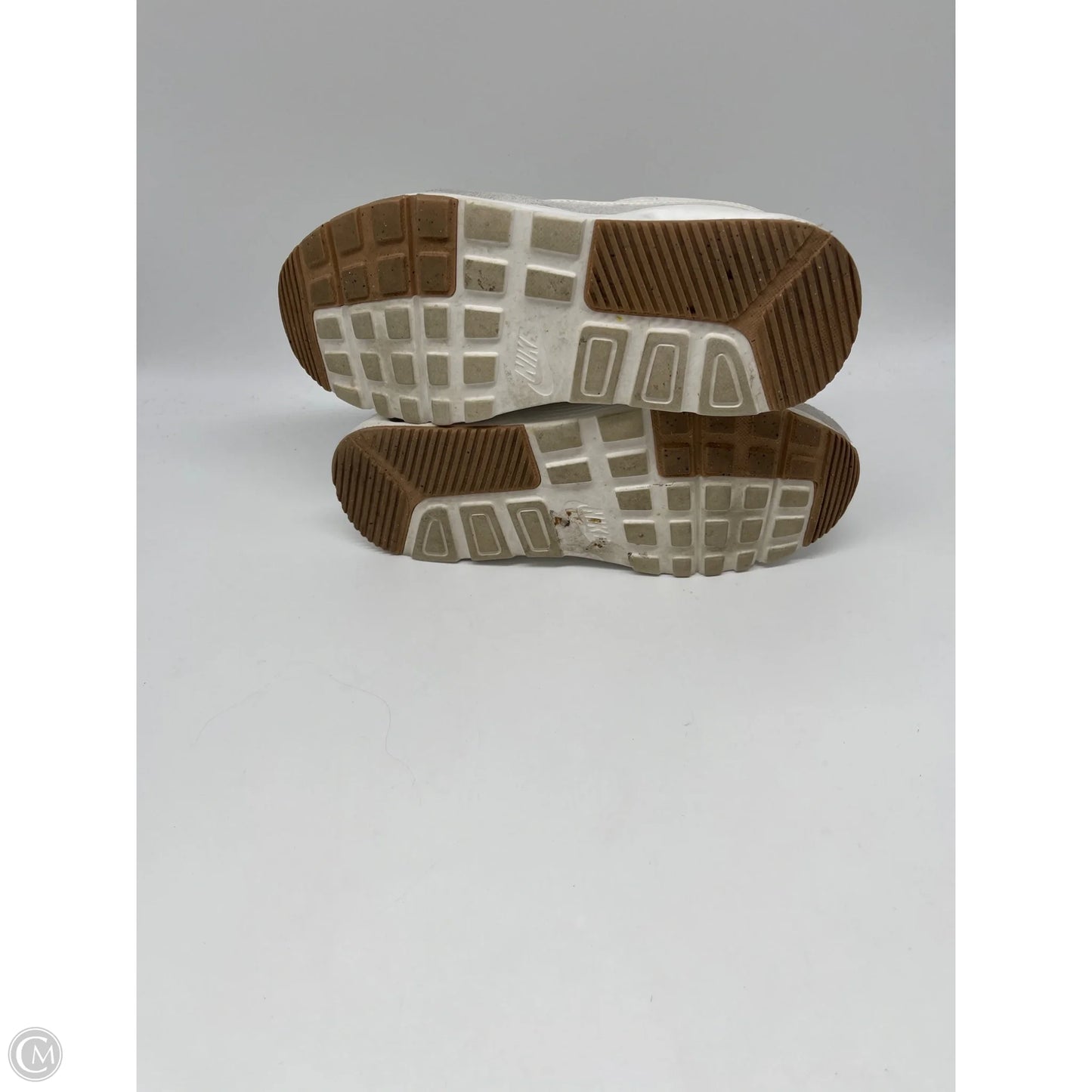 Shoes Athletic By Nike In White, Size: 6.5