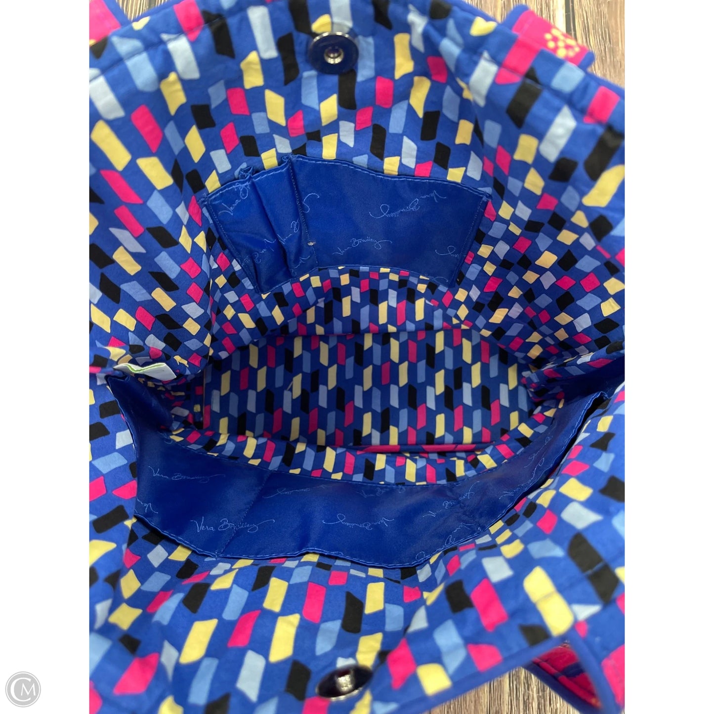 Handbag By Vera Bradley, Size: Medium