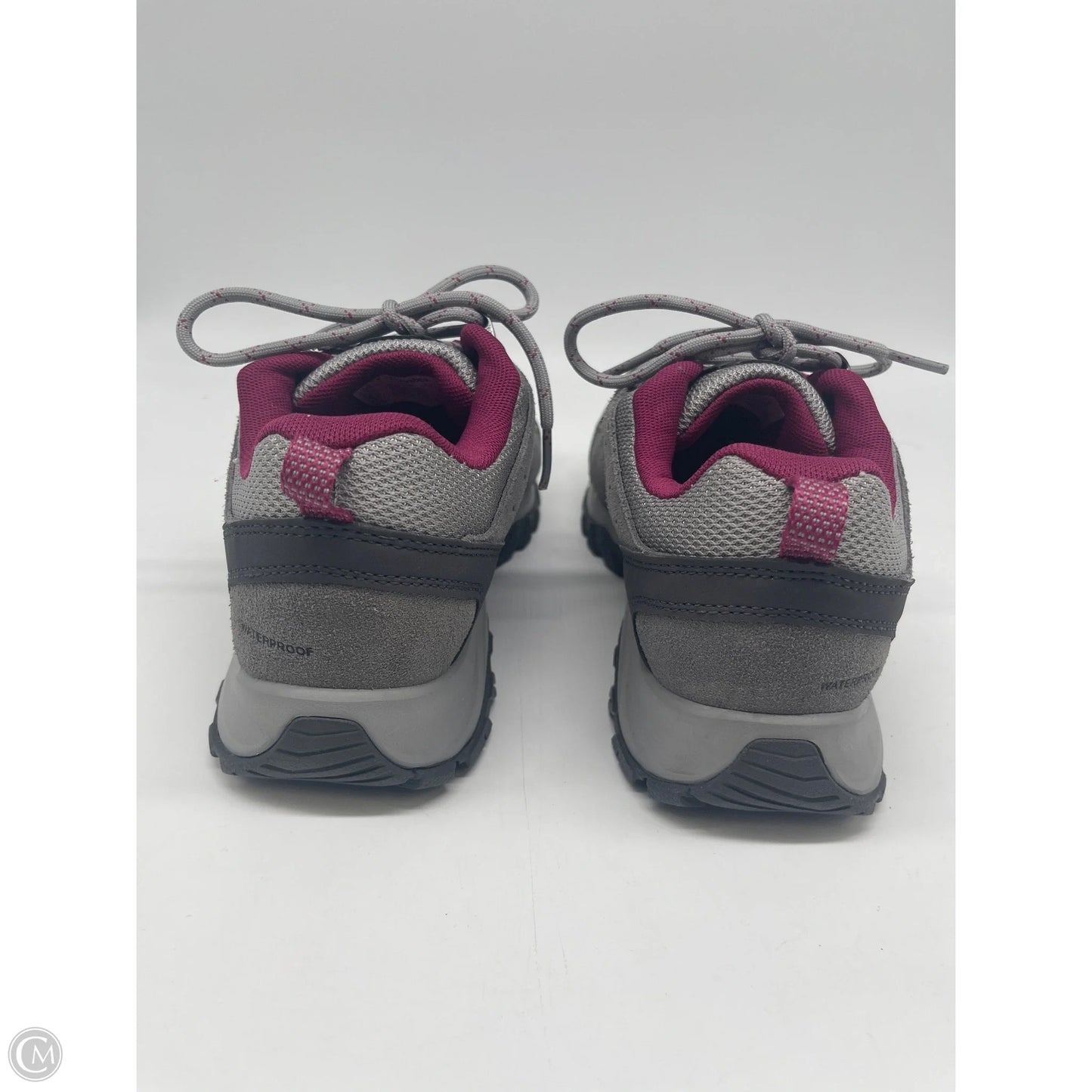 Shoes Athletic By Columbia In Grey, Size: 7.5