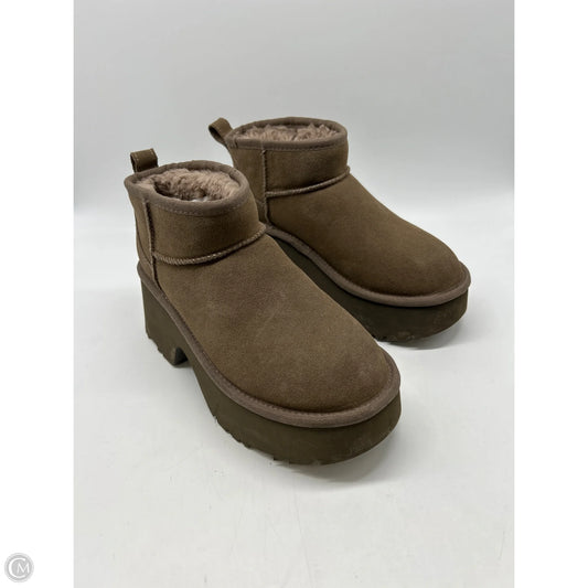 Boots Designer By Ugg In Tan, Size: 6