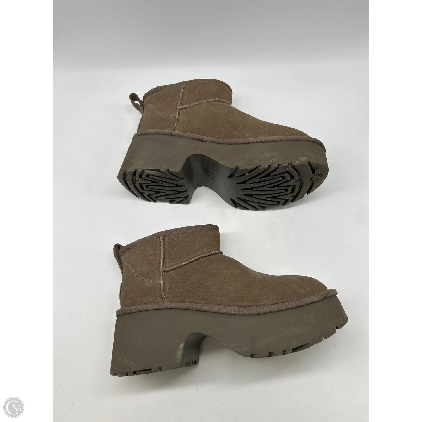 Boots Designer By Ugg In Tan, Size: 6