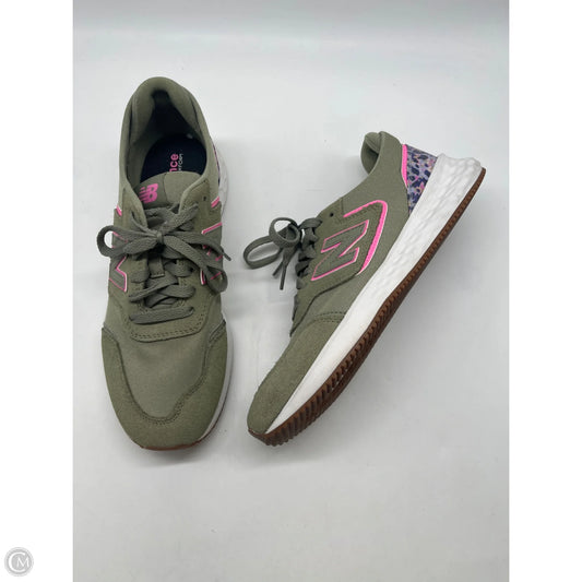 Shoes Athletic By New Balance In Green, Size: 10