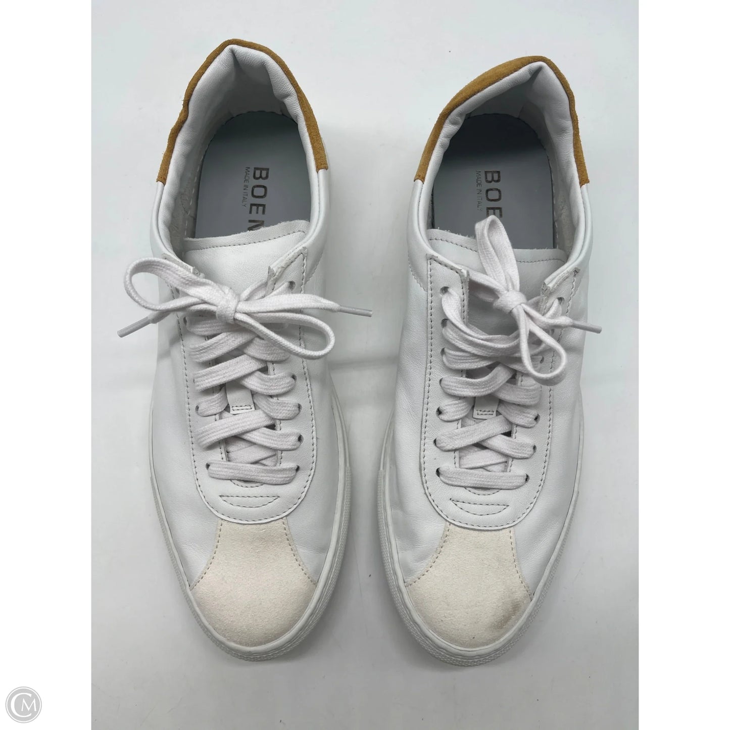 Shoes Sneakers By Clothes Mentor In White, Size: 10