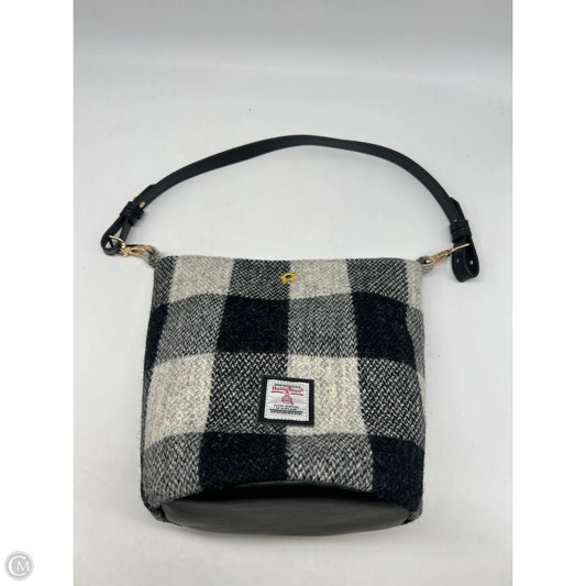 Handbag By Clothes Mentor, Size: Medium